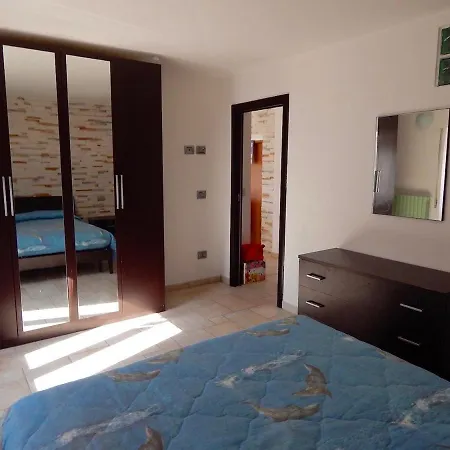 S104 - Sirolo, Comodo Bilocale Con Giardino *