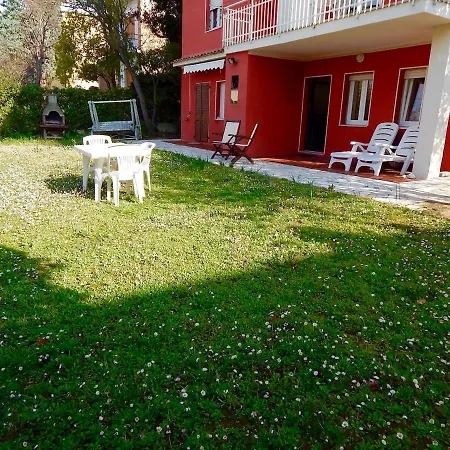 Apartment S104 - Sirolo, Comodo Bilocale Con Giardino Sirolo