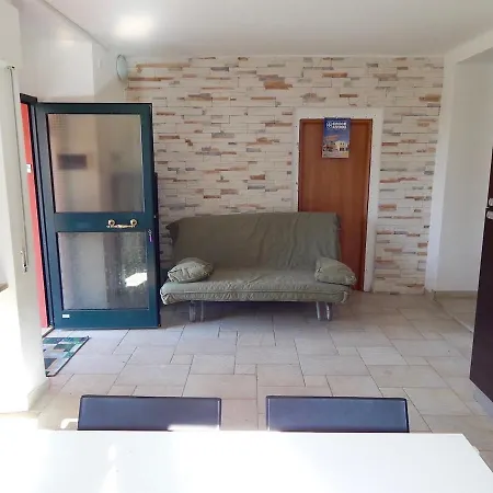 S104 - Sirolo, Comodo Bilocale Con Giardino Apartment