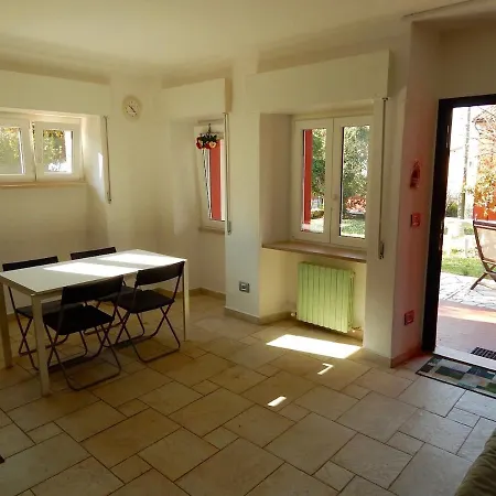 S104 - Sirolo, Comodo Bilocale Con Giardino Apartment Sirolo